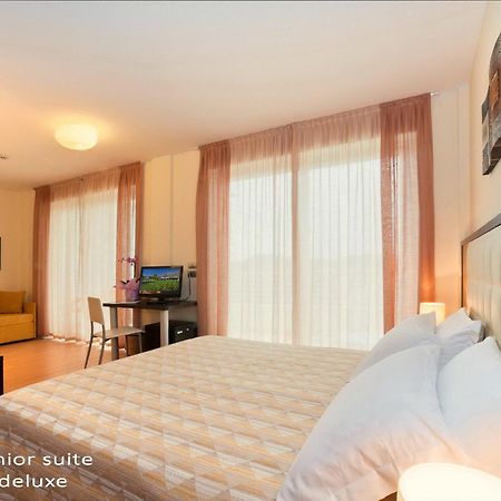 Hotel San Marco Bibione Kamer foto