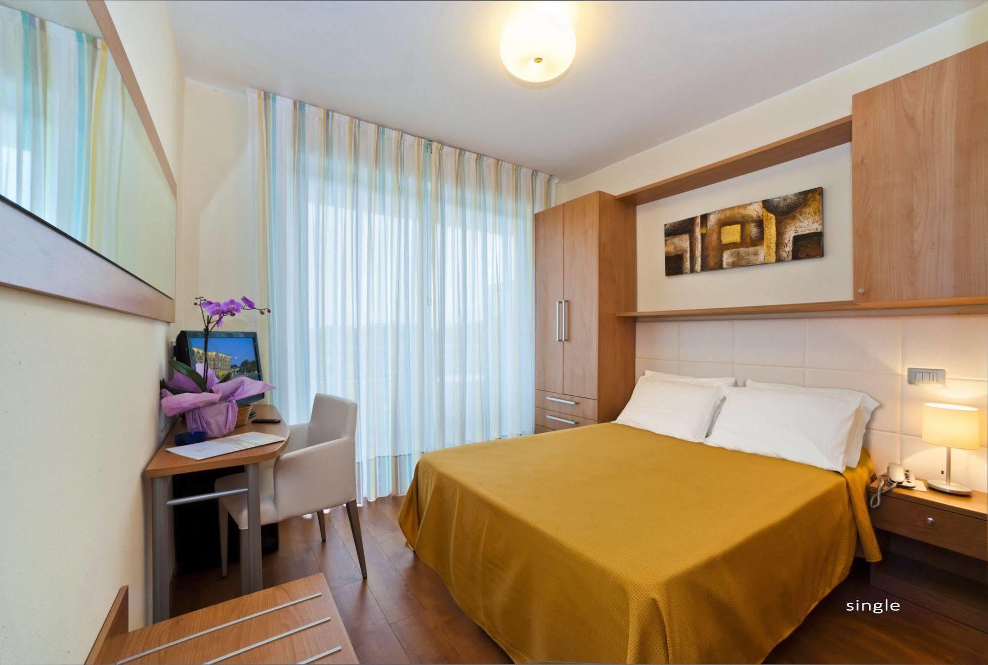 Hotel San Marco Bibione Buitenkant foto