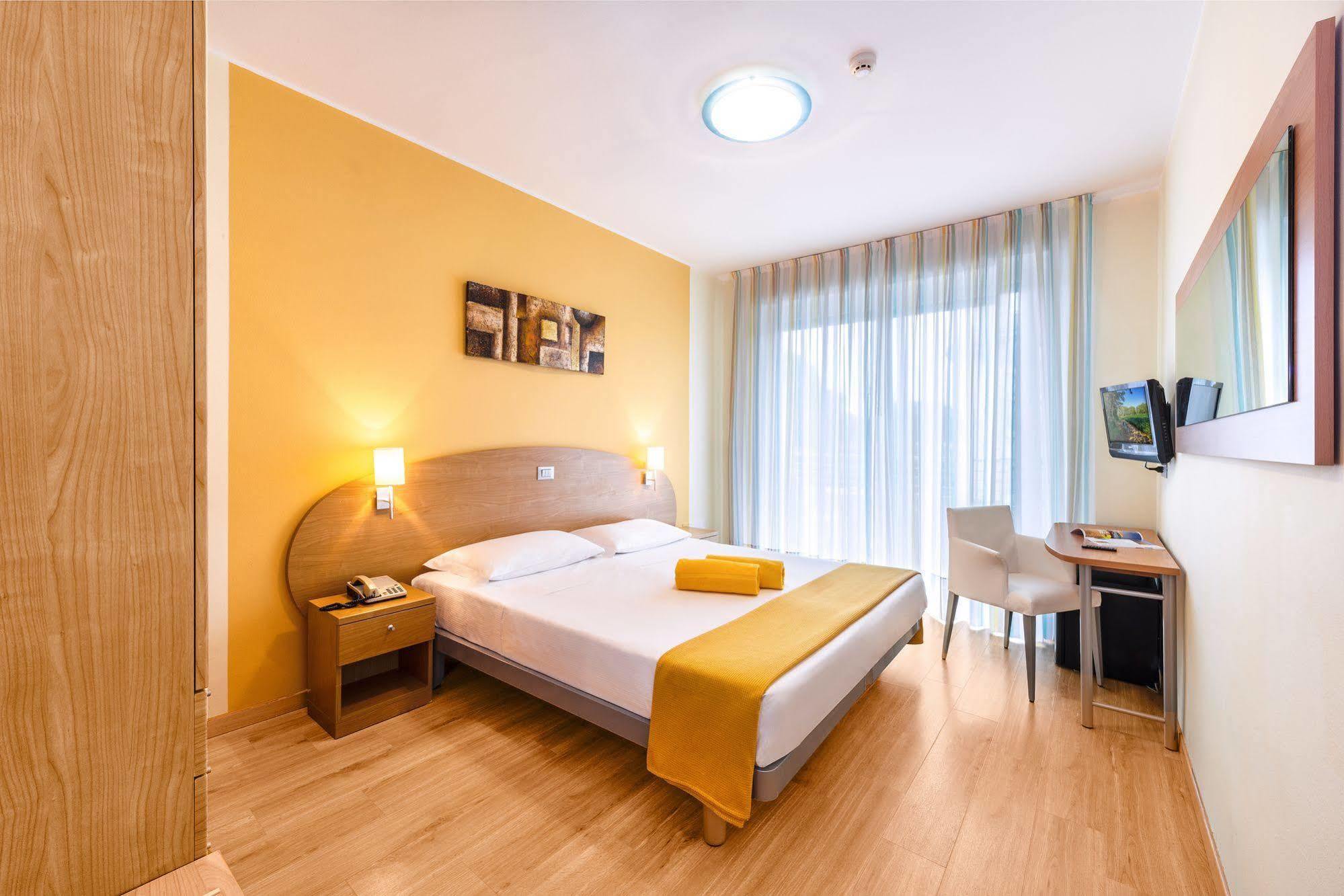Hotel San Marco Bibione Buitenkant foto