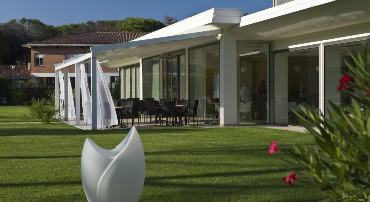 Hotel San Marco Bibione Buitenkant foto