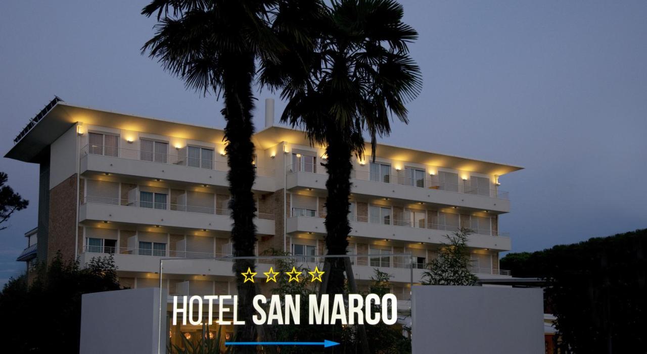 Hotel San Marco Bibione Buitenkant foto